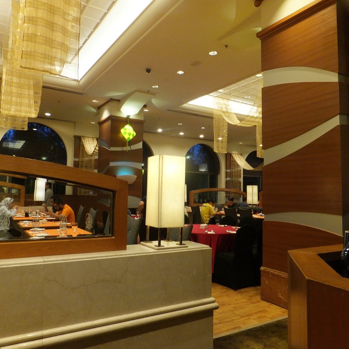 Continents Restaurant