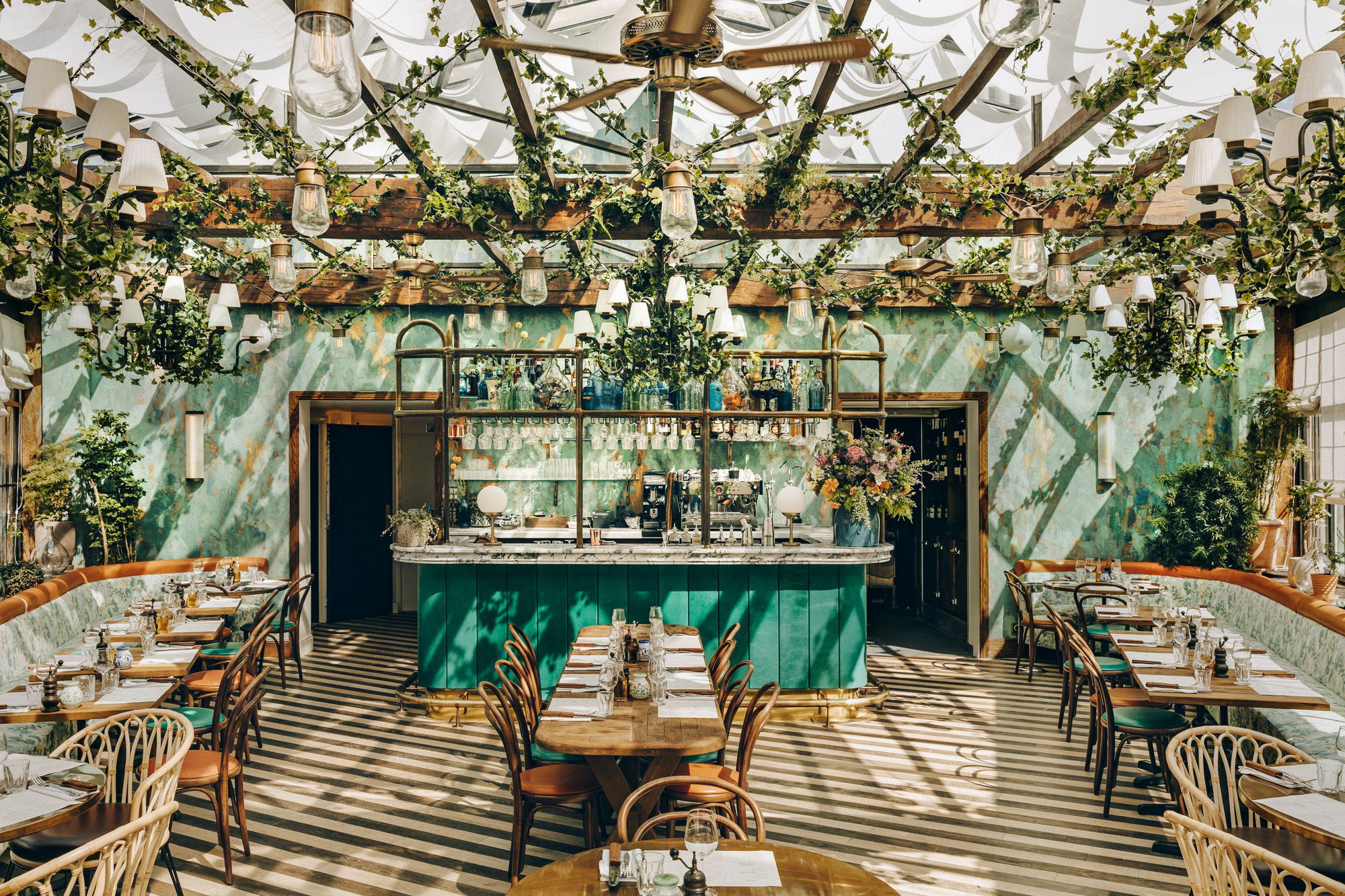 Bobby, Restaurant in Paris