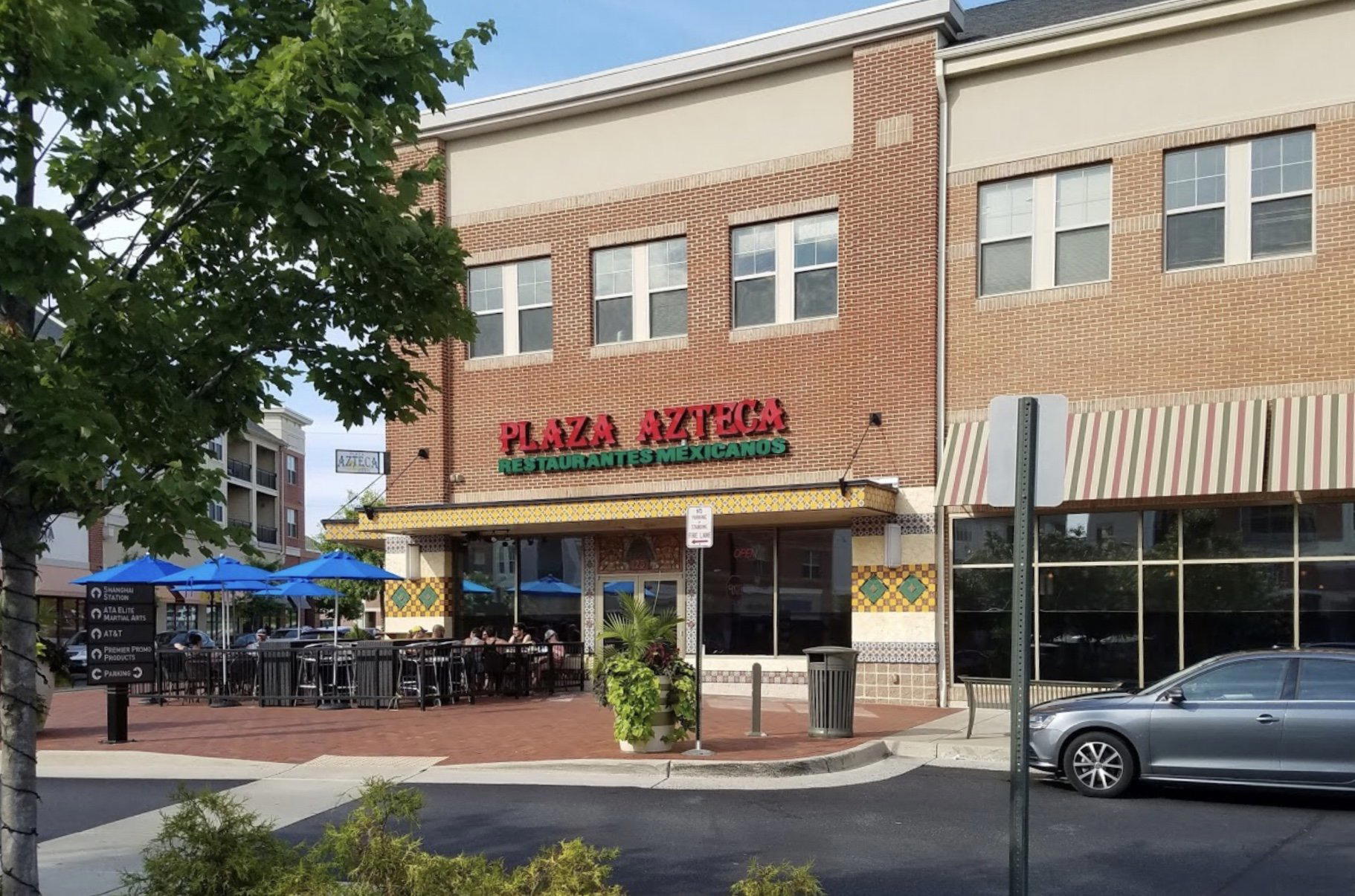 Plaza Azteca, Leesburg, United States