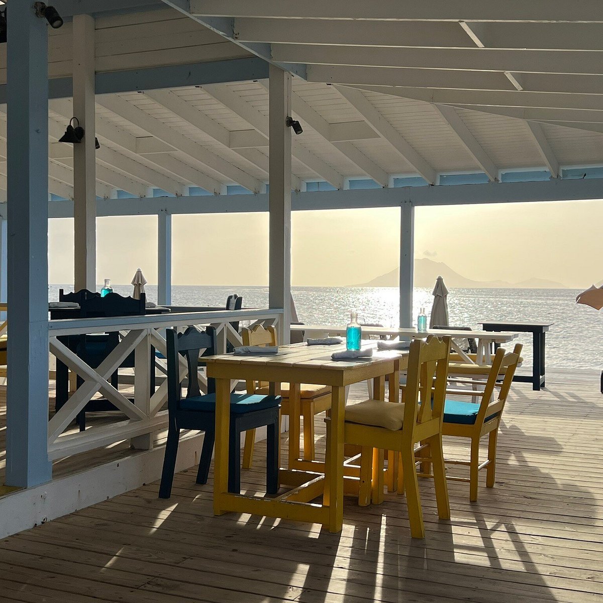 Arthur's Restaurant & Bar, Dieppe, St Kitts And Nevis
