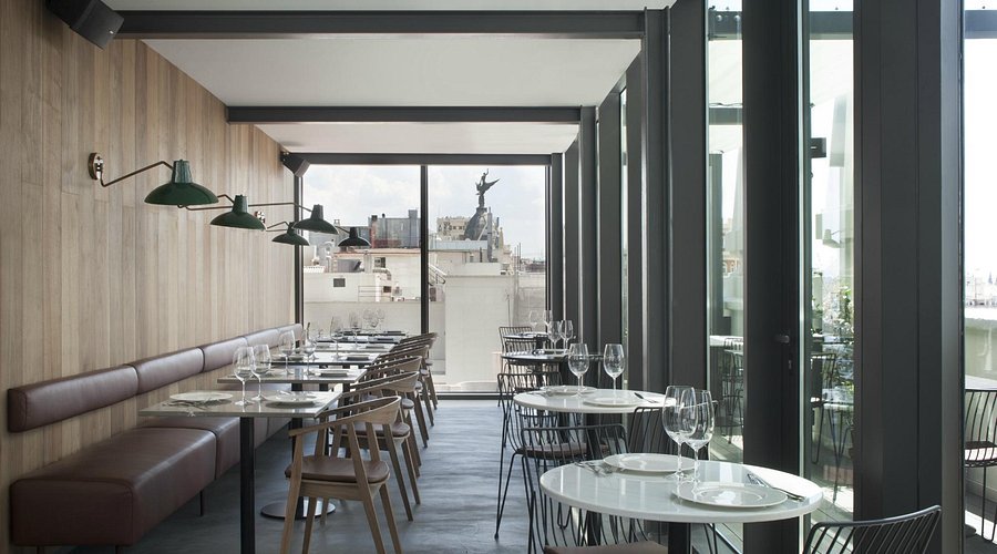 Nice to Meet You Restaurant & Lounge