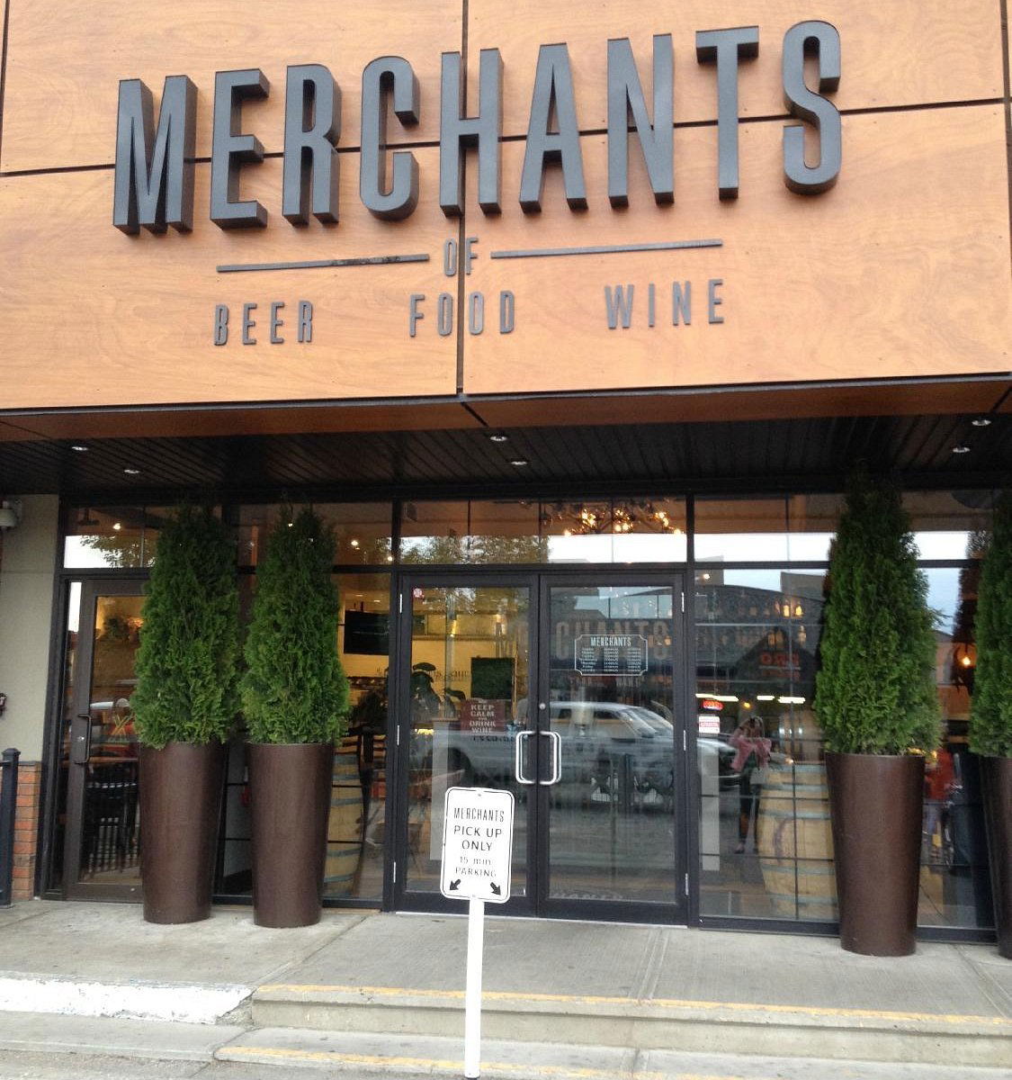 Merchants Restaurant, Restaurant in Calgary