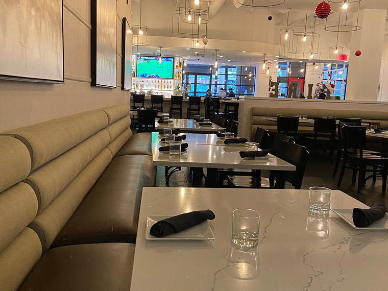 LaScala's FIRE, Villanova, United States