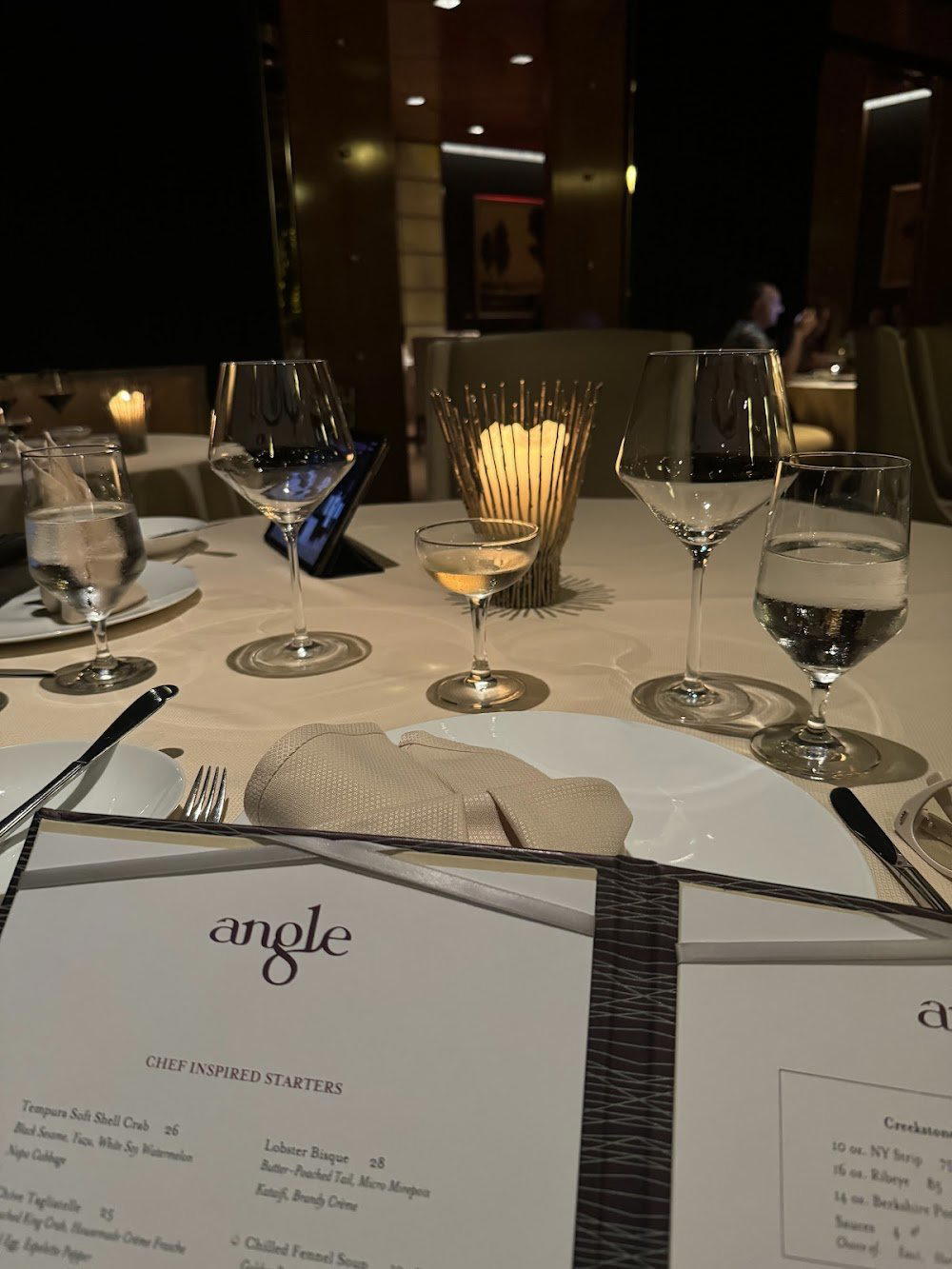 Angle restaurant in Lantana, United States