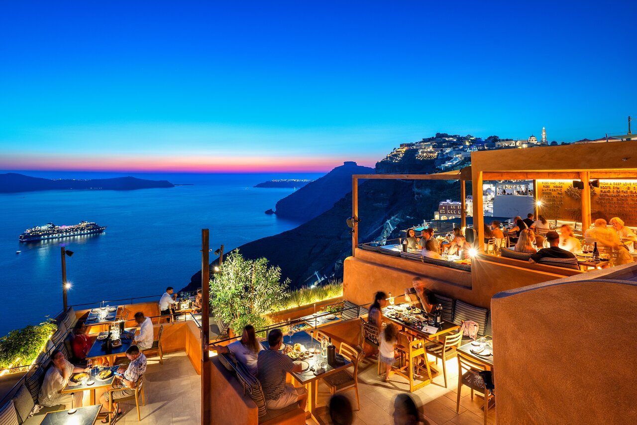 Rizes Gastro Taverna Santorini