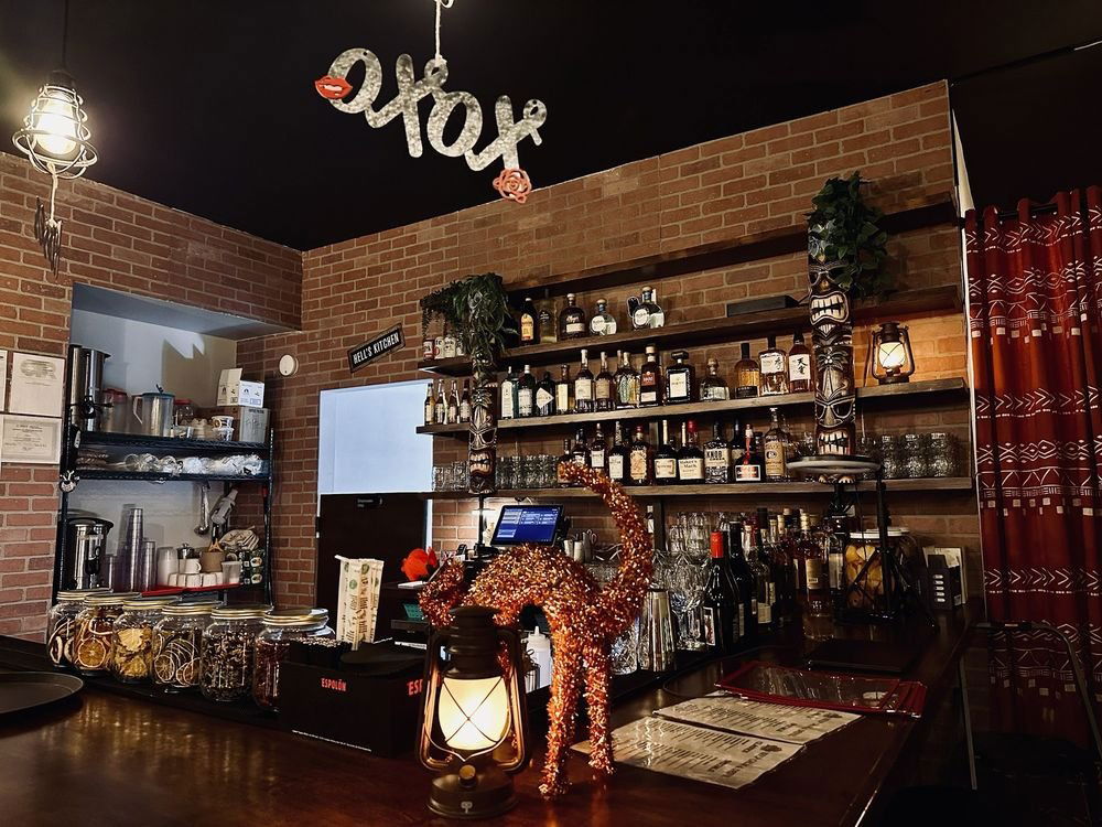 Tiki Garden Thai Street Food, Restaurant in Washington DC