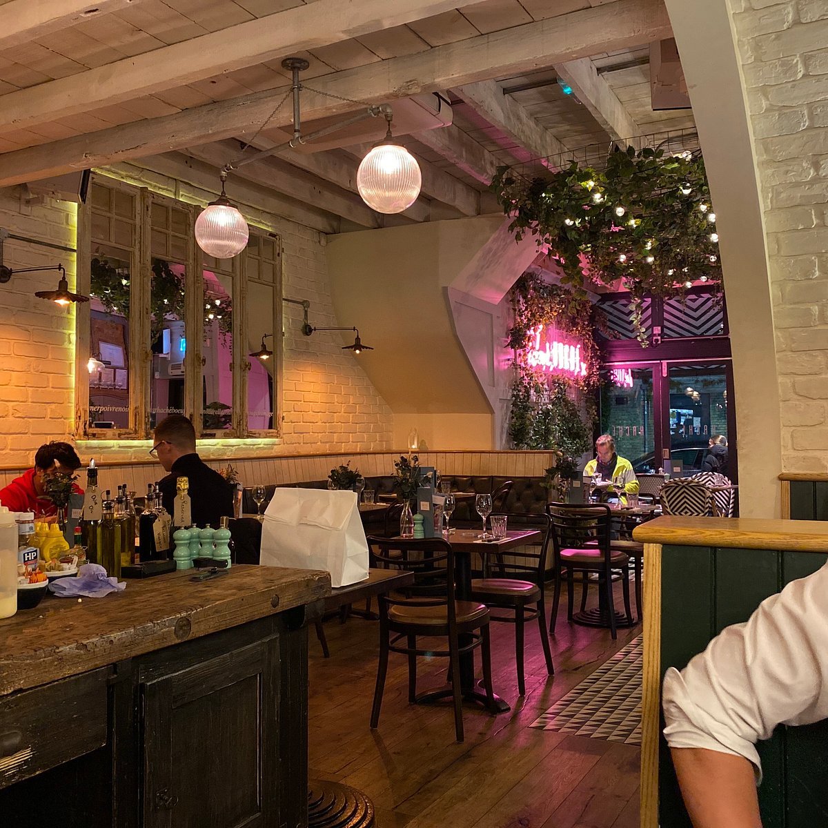 Hache restaurant in London, United Kingdom