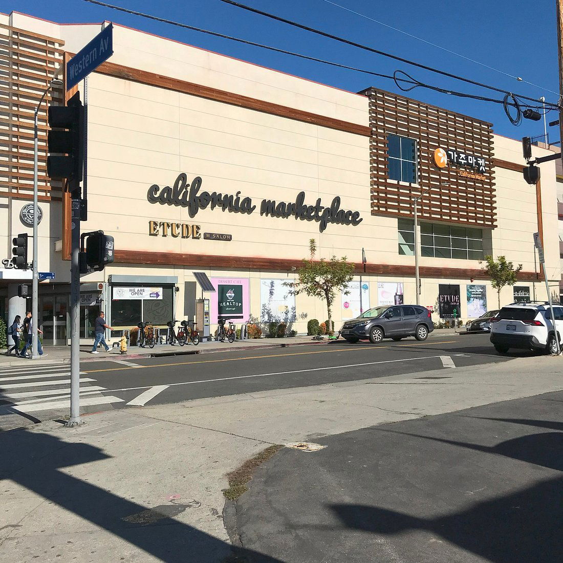 California Market, Restaurant in Los Angeles