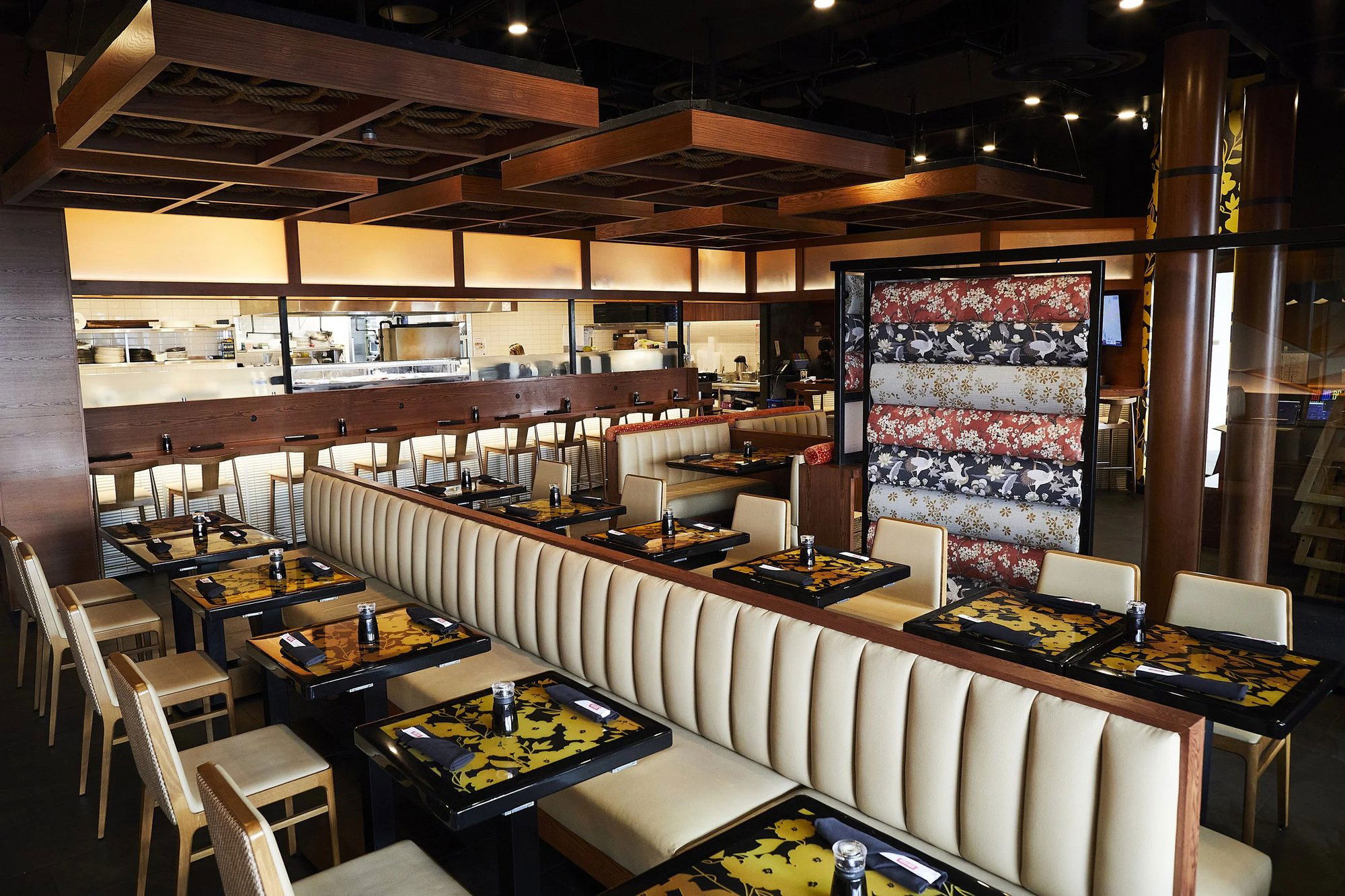Raku, Restaurant in Bethesda
