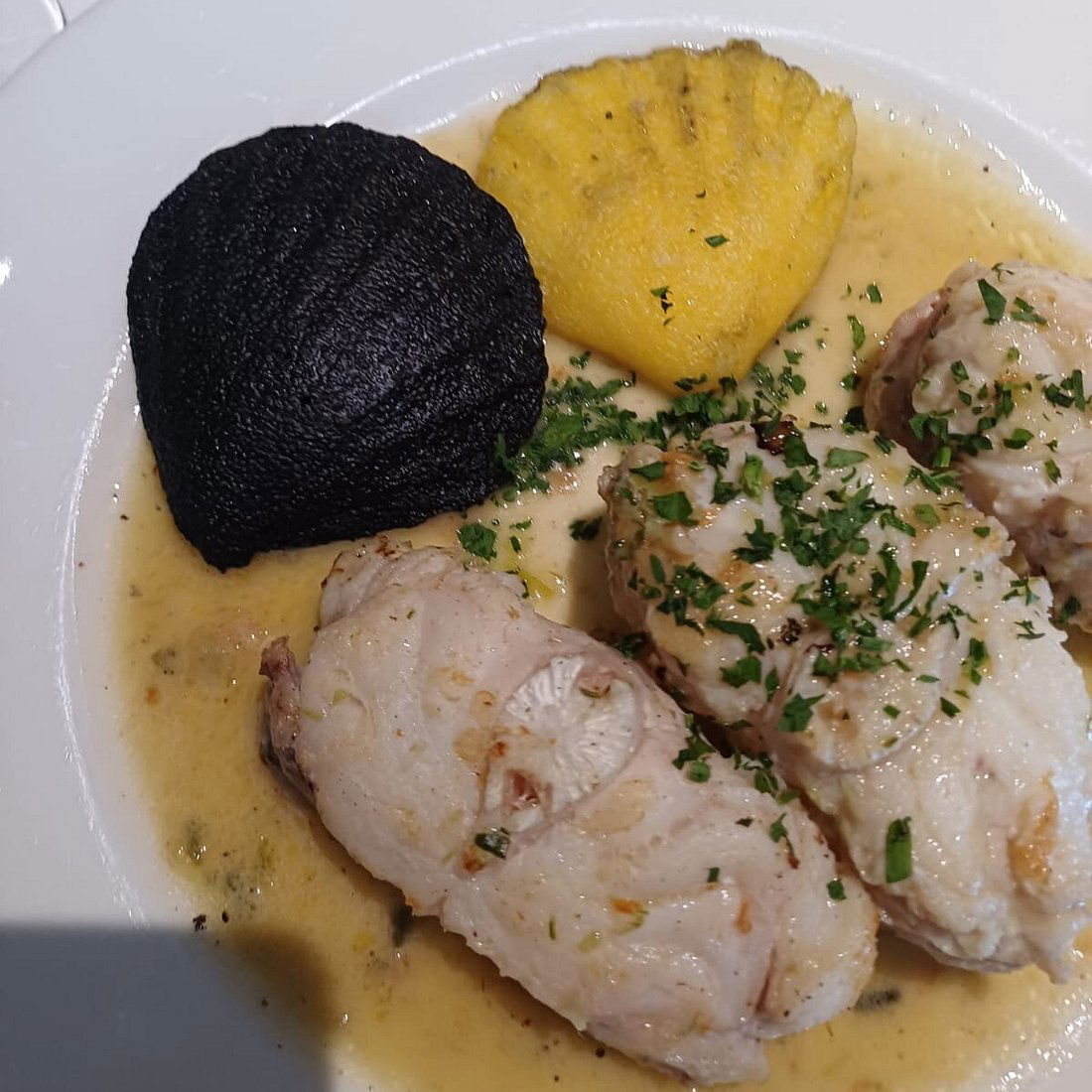 Zlatna Školjka, Restaurant in Zagreb