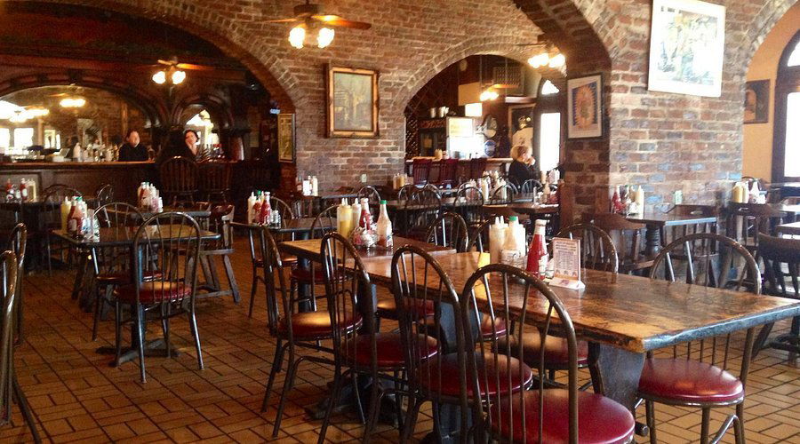 Cafe Maspero, Restaurant in New Orleans