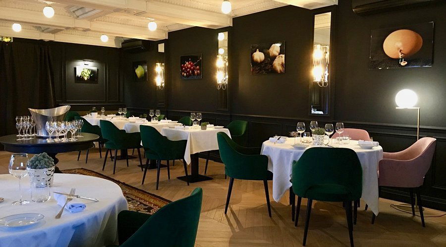 Ermitage de Corton, Restaurant in Chorey-lès-Beaune