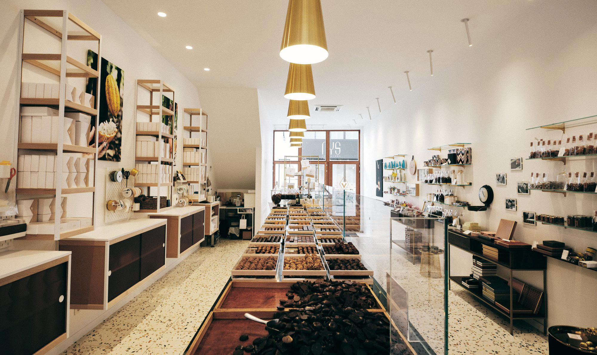 V-CHOCOLATIER by Sweertvaegher restaurant in Kortrijk, Belgium