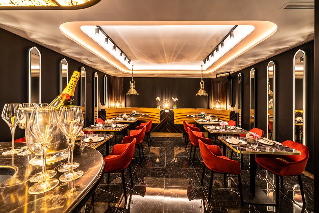 Bombay Budapest, Restaurant in Budapest