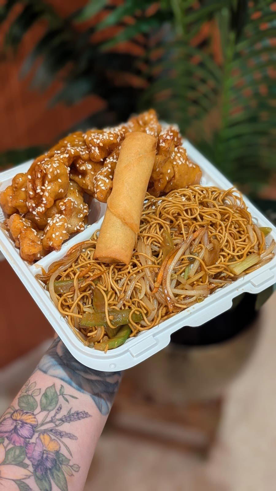 Mei Mei Chinese Buffet & Takeout restaurant in Peterborough