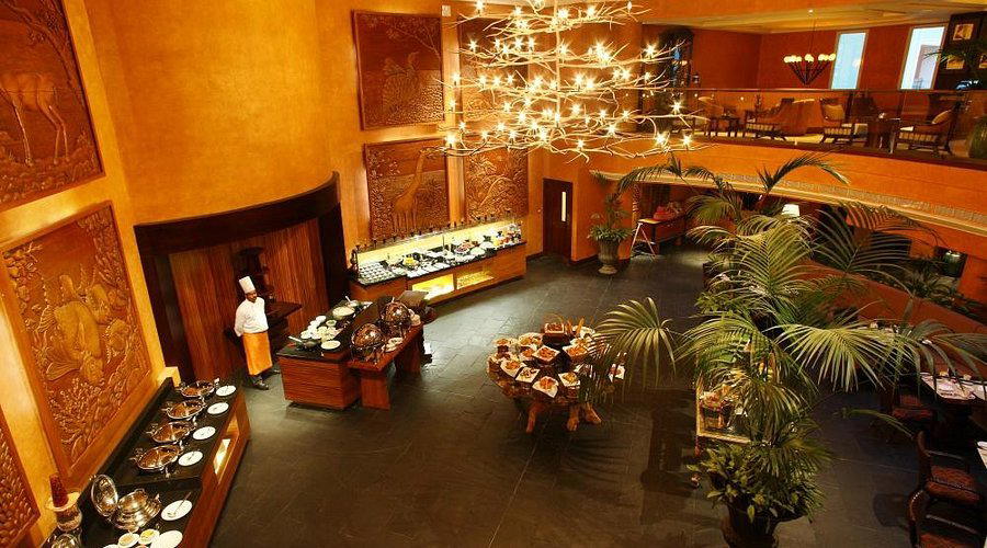 The Palm restaurant in Al Dhafra