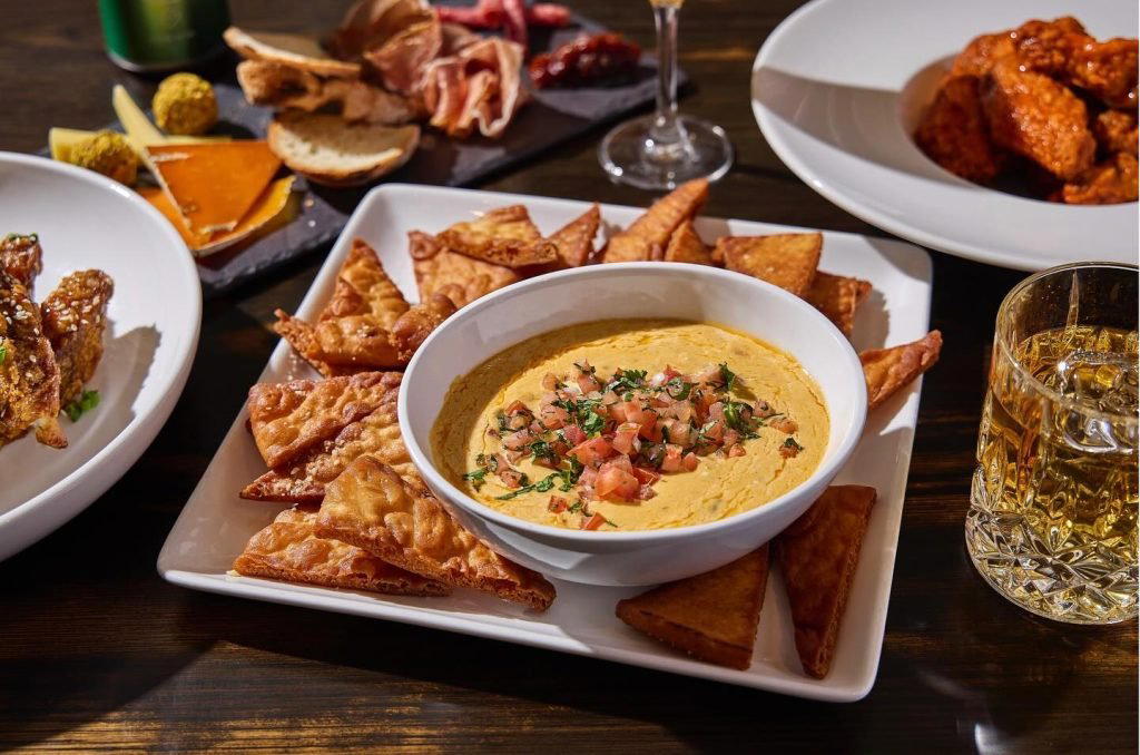 Taste 222 restaurant in Chicago, United States