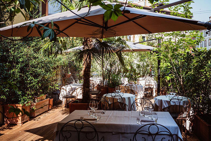 Cantina Piemontese restaurant in Milan, Italy