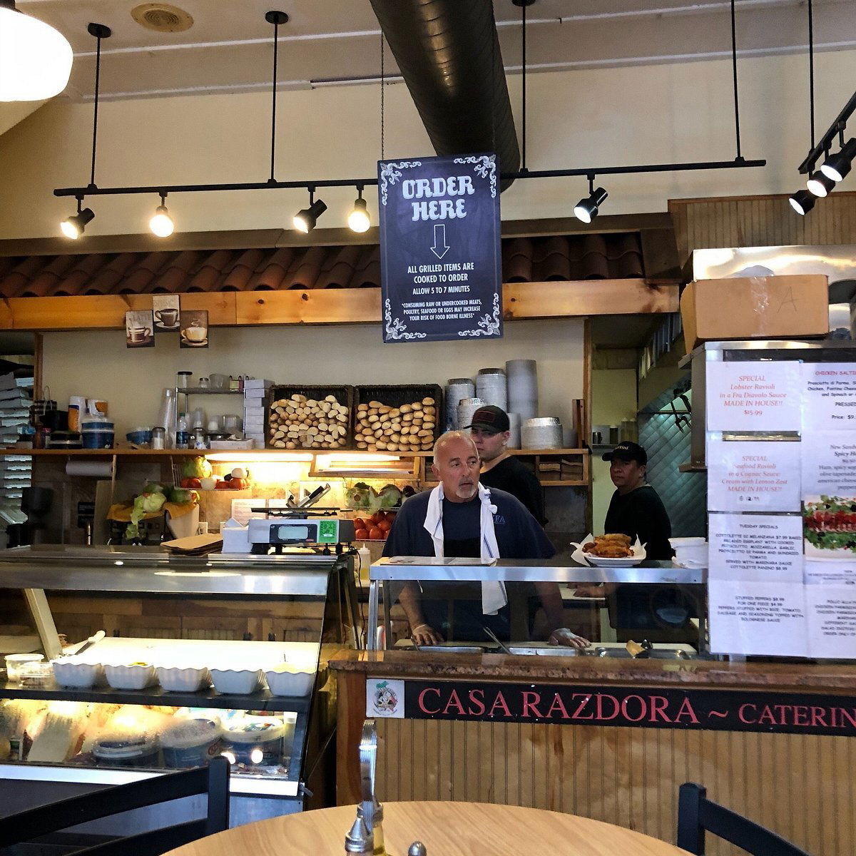Casa Razdora, Restaurant in Boston