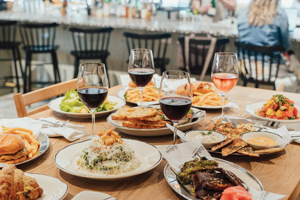 Littleton's Market Restaurant & Cafe restaurant in Columbus, United States