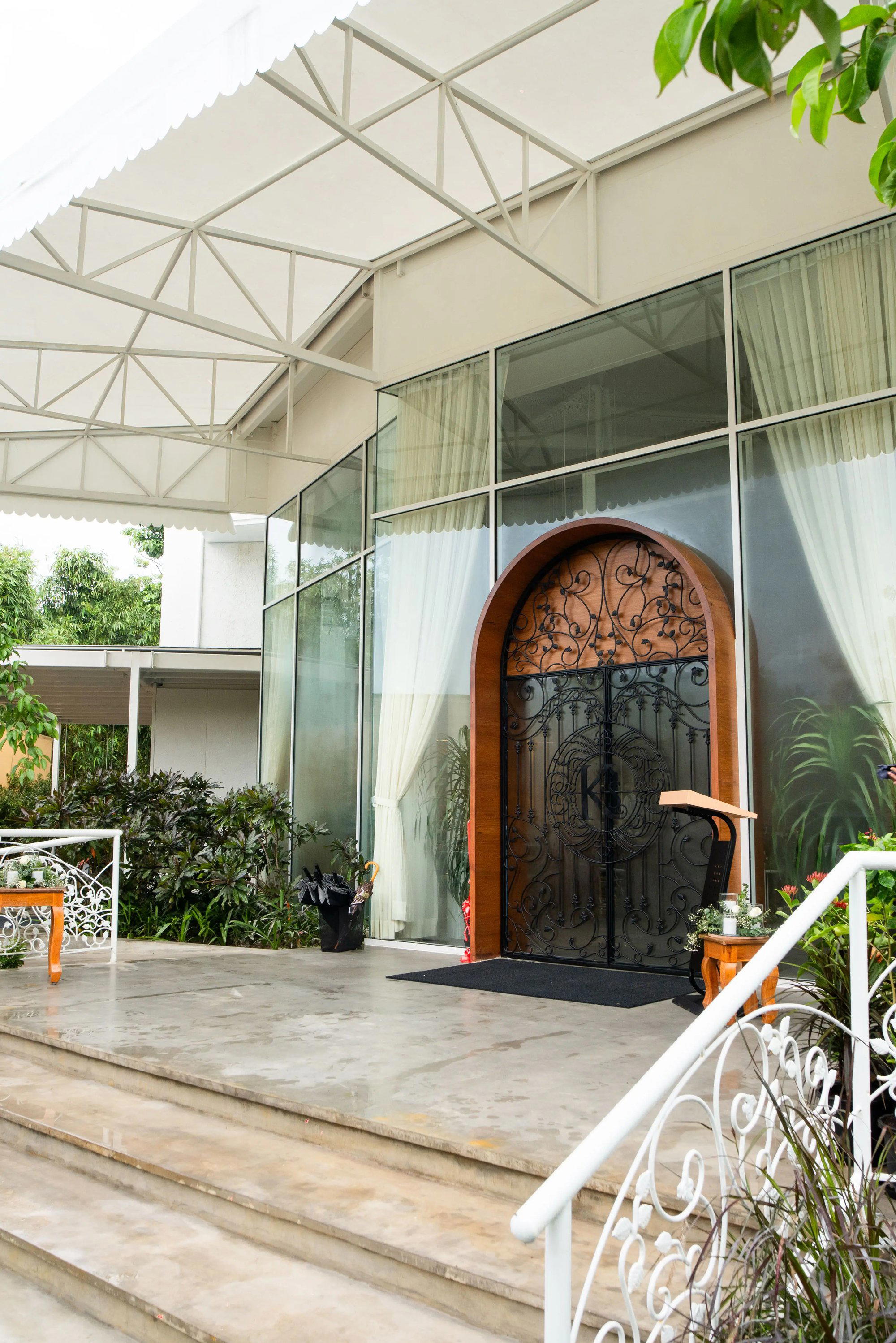K's Charcoal restaurant in Ahmedabad