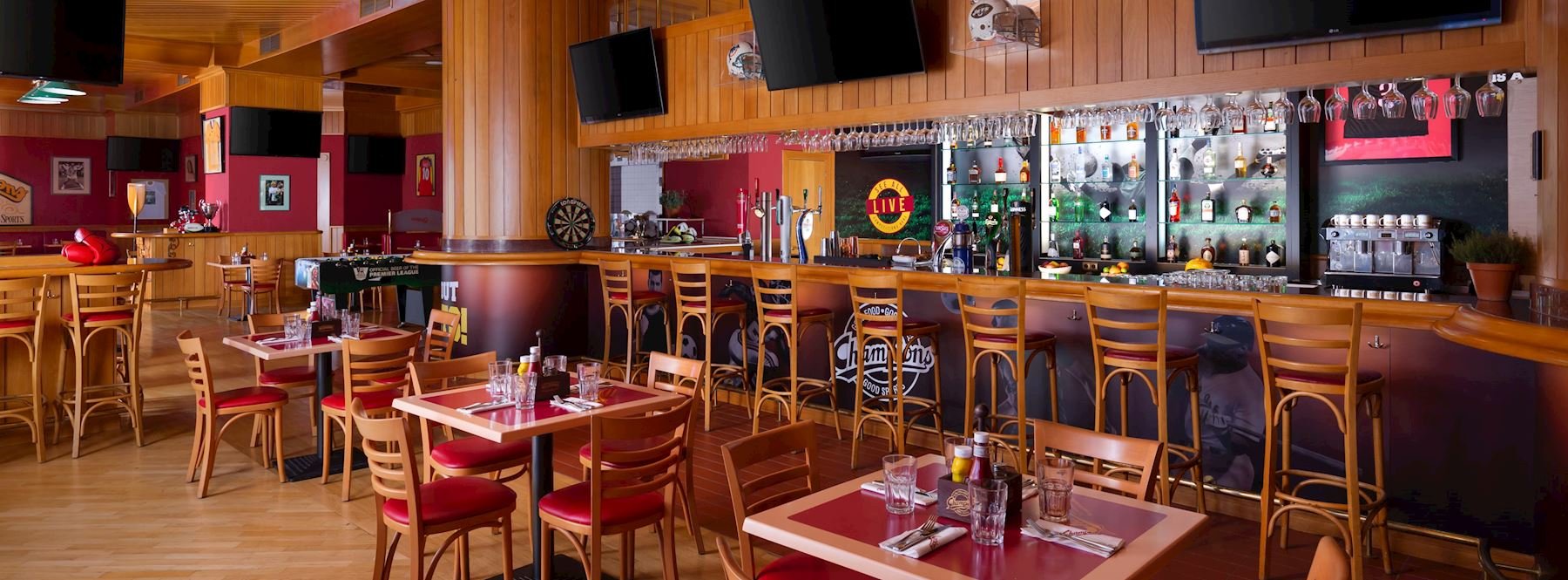 Champions, Restaurant in Bucharest