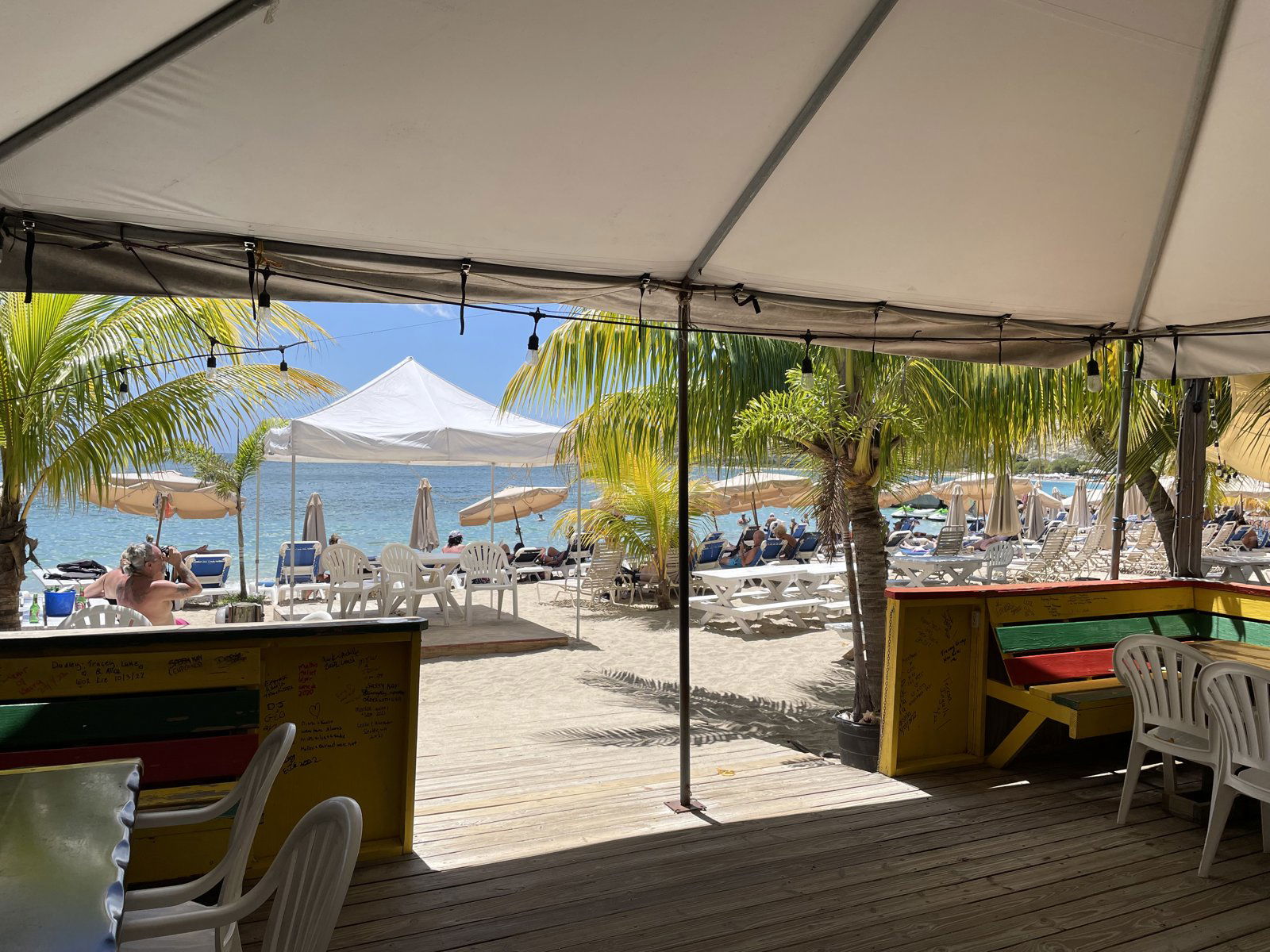 Reggae Café / Beach Grill, Restaurant in Nassau