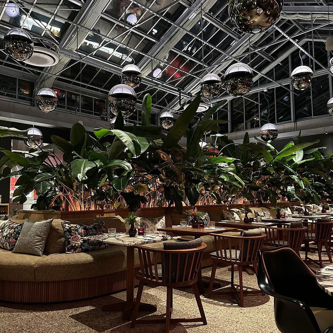 sly Restaurant, Restaurant in Berlin