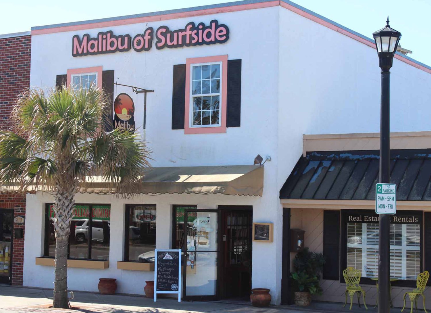 Malibu Of Surfside Italian Restaurant, Restaurant in Surfside Beach