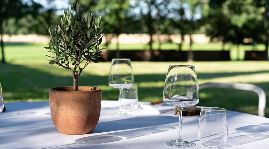 L'Intangible, Restaurant in Lempaut