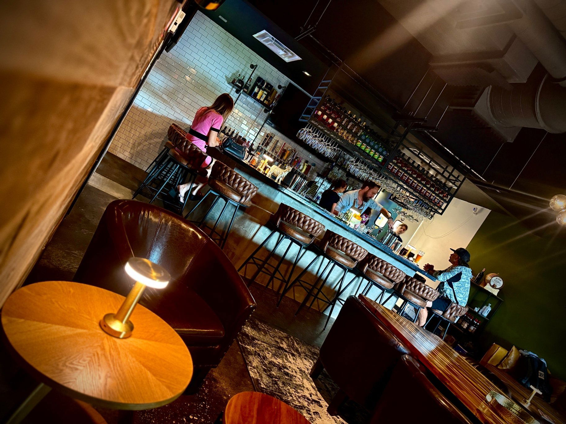 Swift Lounge, Restaurant in Sarasota