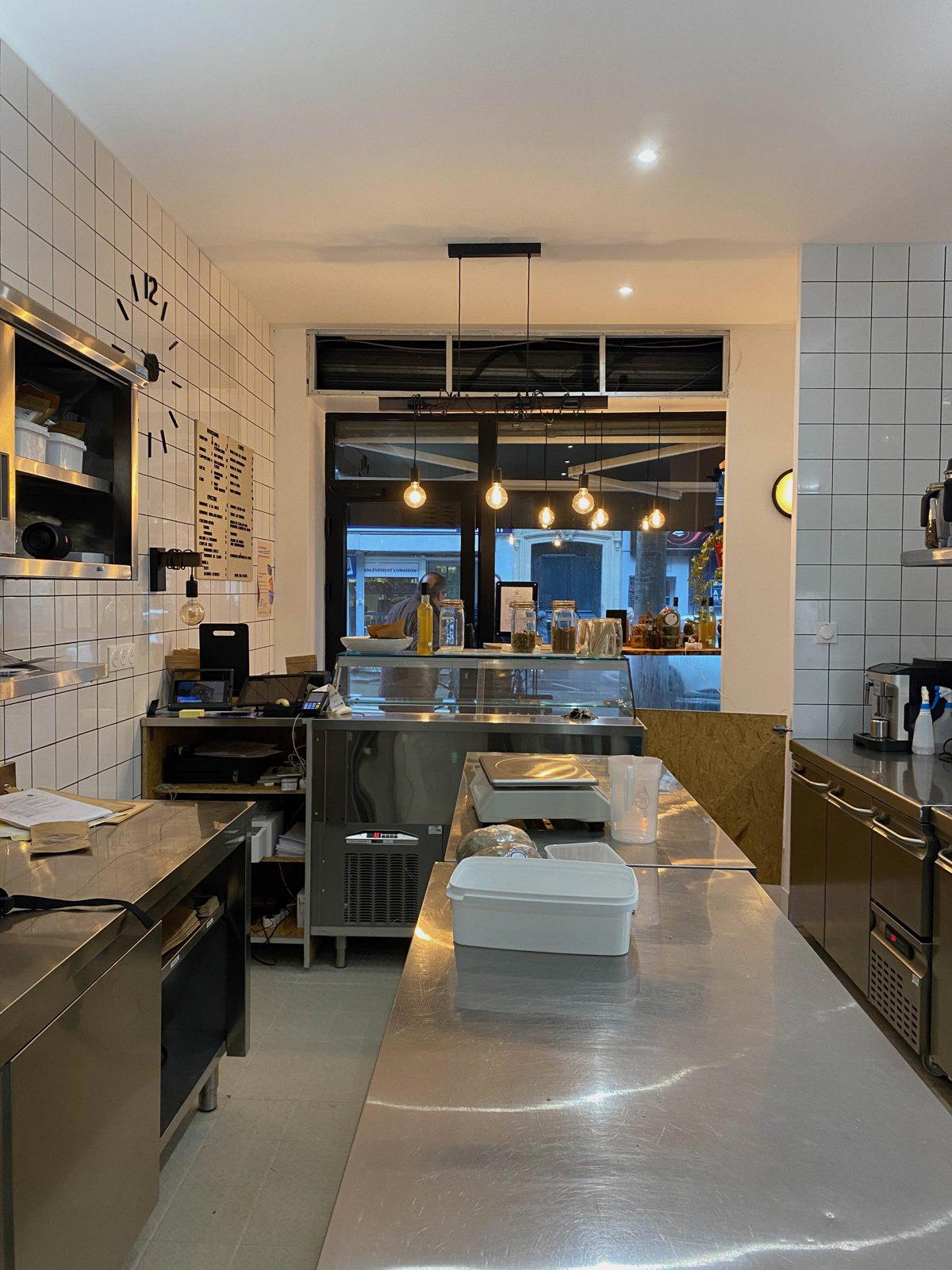 Pâtisserie Rayonnance restaurant in Paris, France