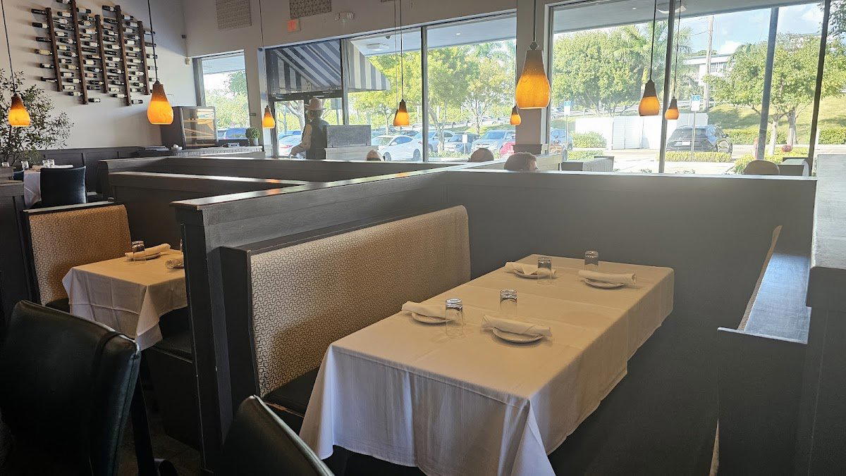 Josie's Ristorante restaurant in Boynton Beach, United States