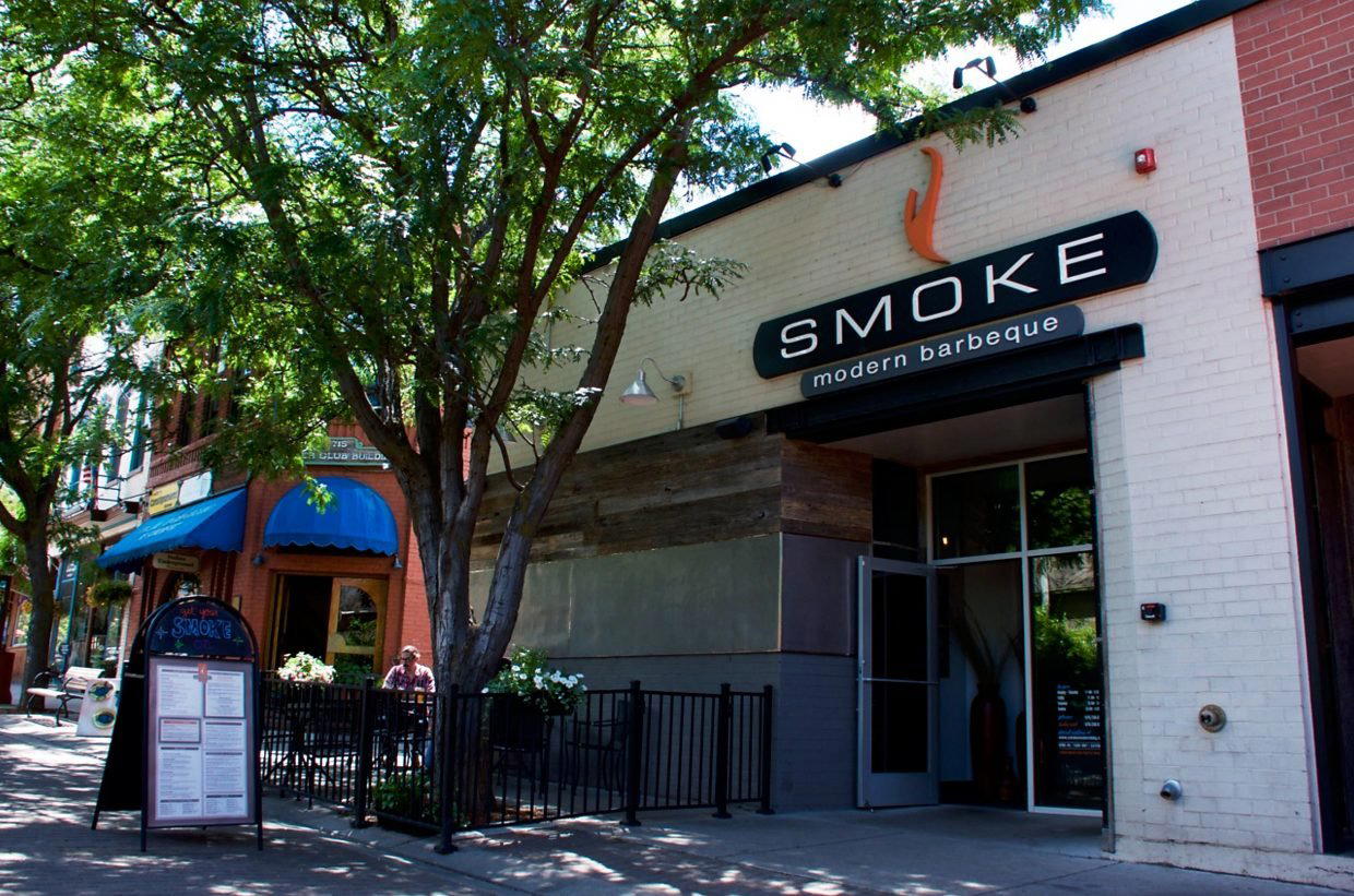 Smoke Modern BBQ restaurant in Glenwood Springs