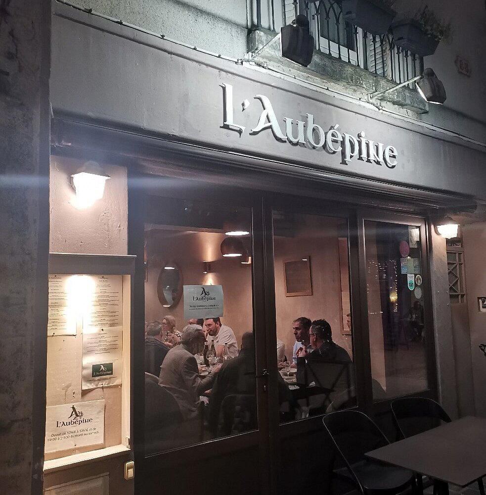 L'Aubépine restaurant in Tours, France