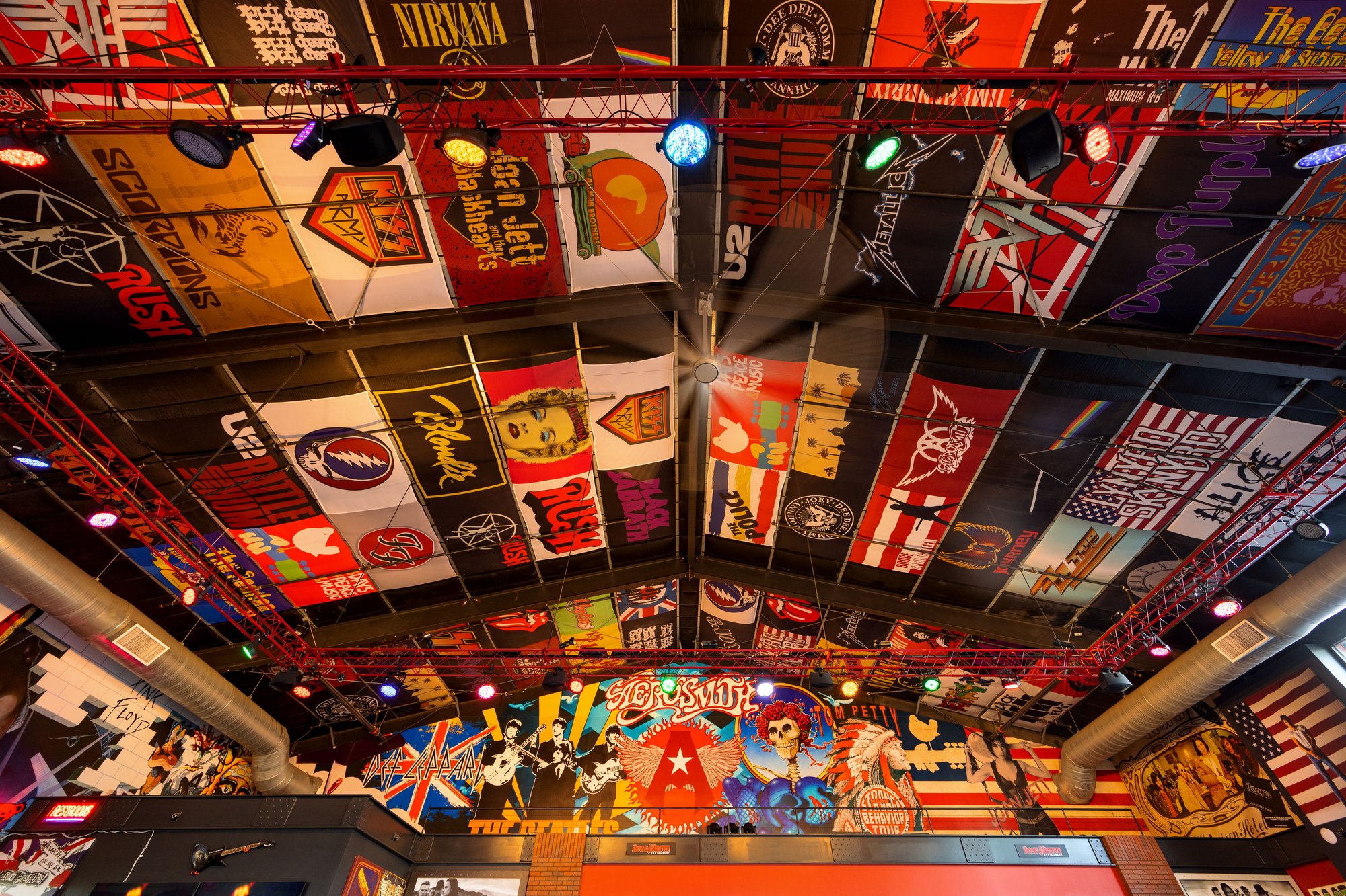 Rock & Brews, Restaurant in Los Angeles