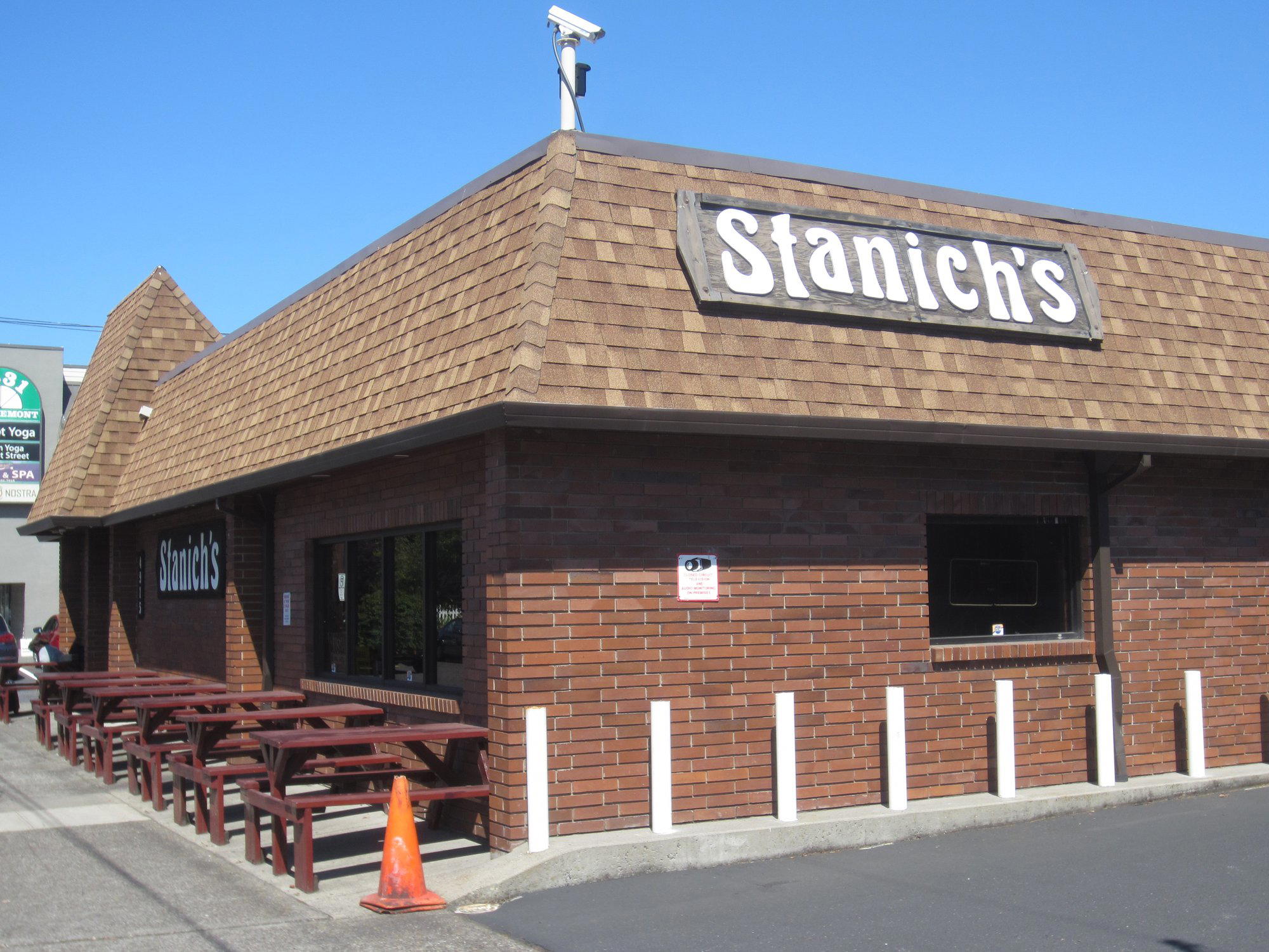 Stanich's restaurant in Portland, United States
