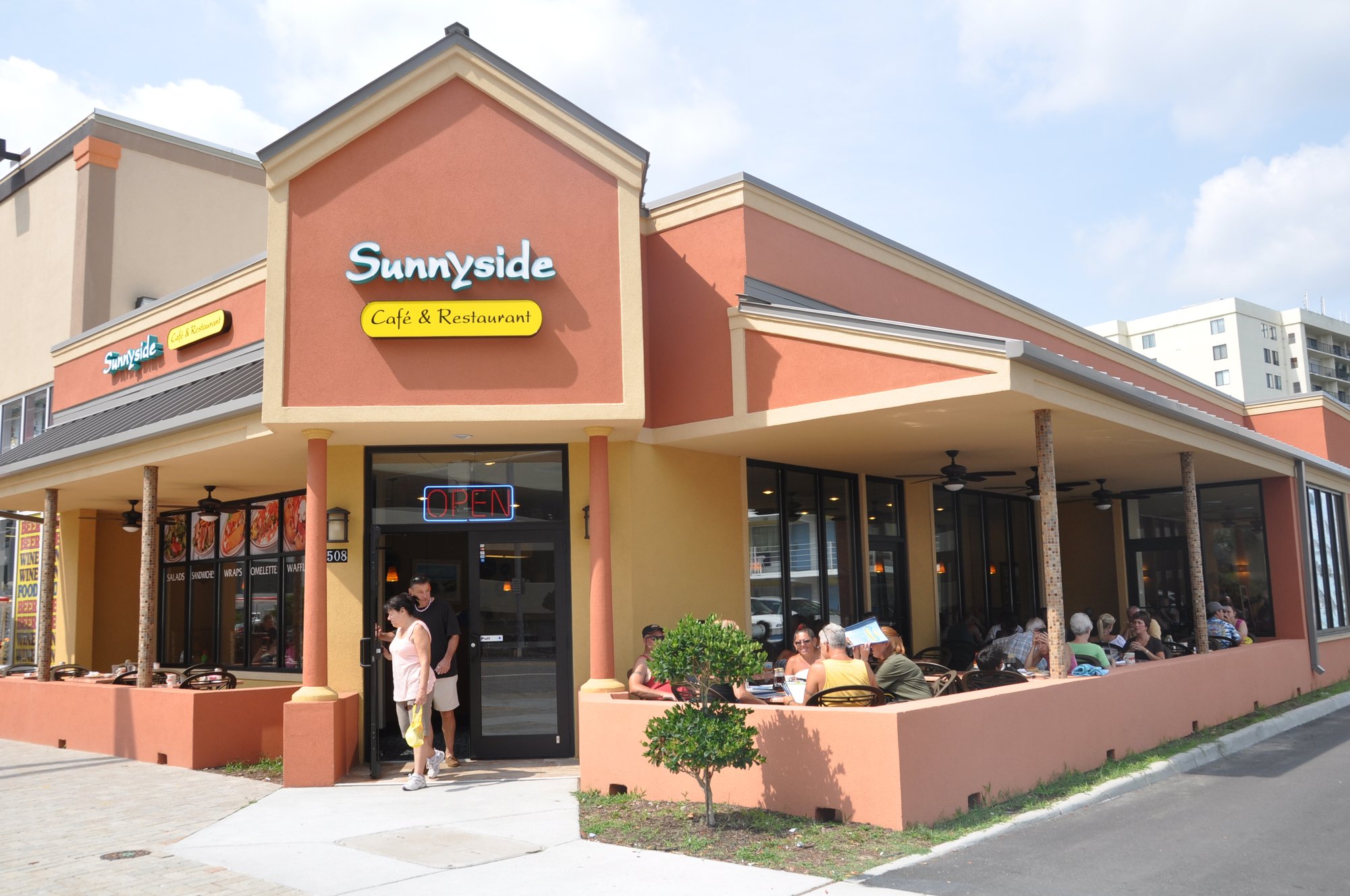 Eat restaurant in Virginia Beach, United States