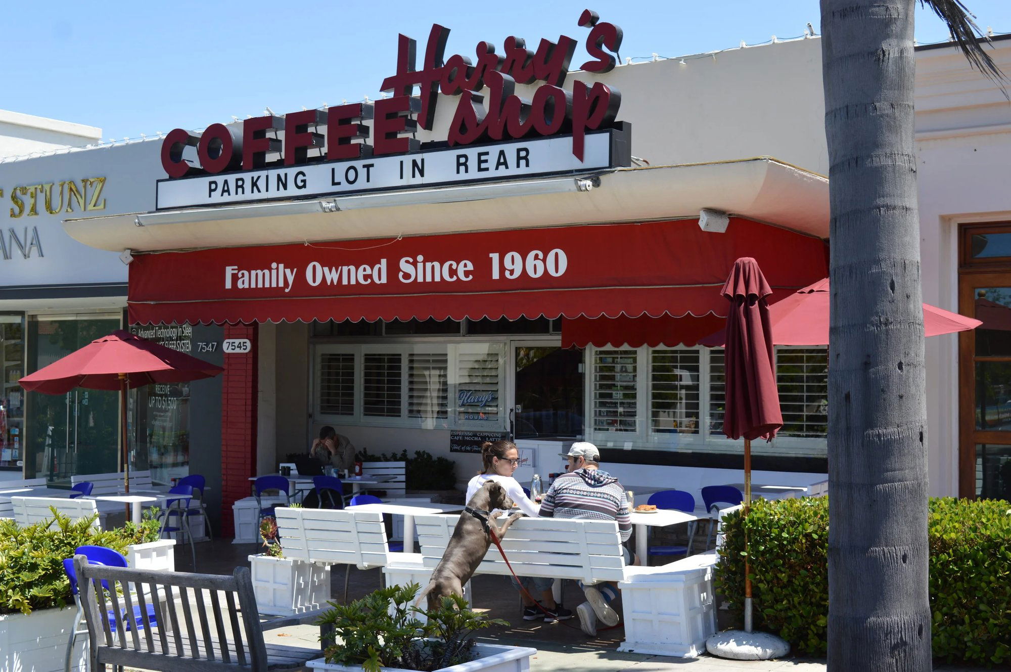 Harry's Coffee Shop, Restaurant in La Jolla