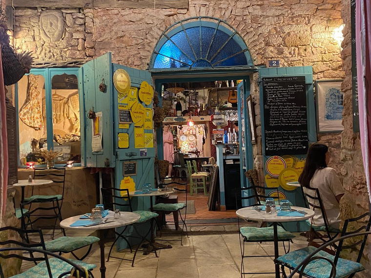 L'Archivolto, Bonifacio, France