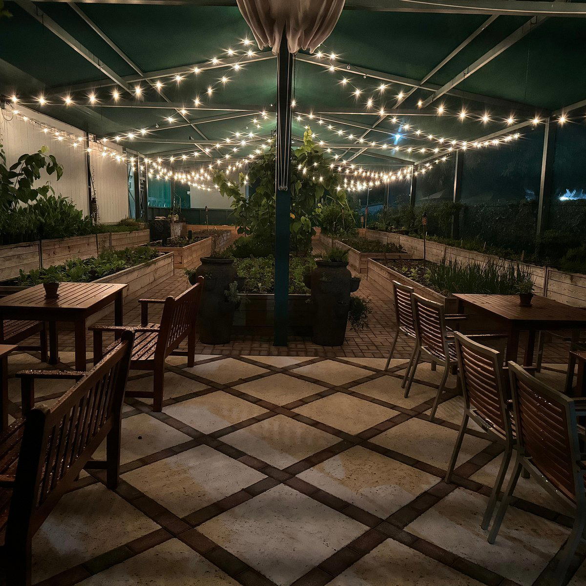 The Brasserie restaurant in George Town Ky1 1004, Cayman Islands