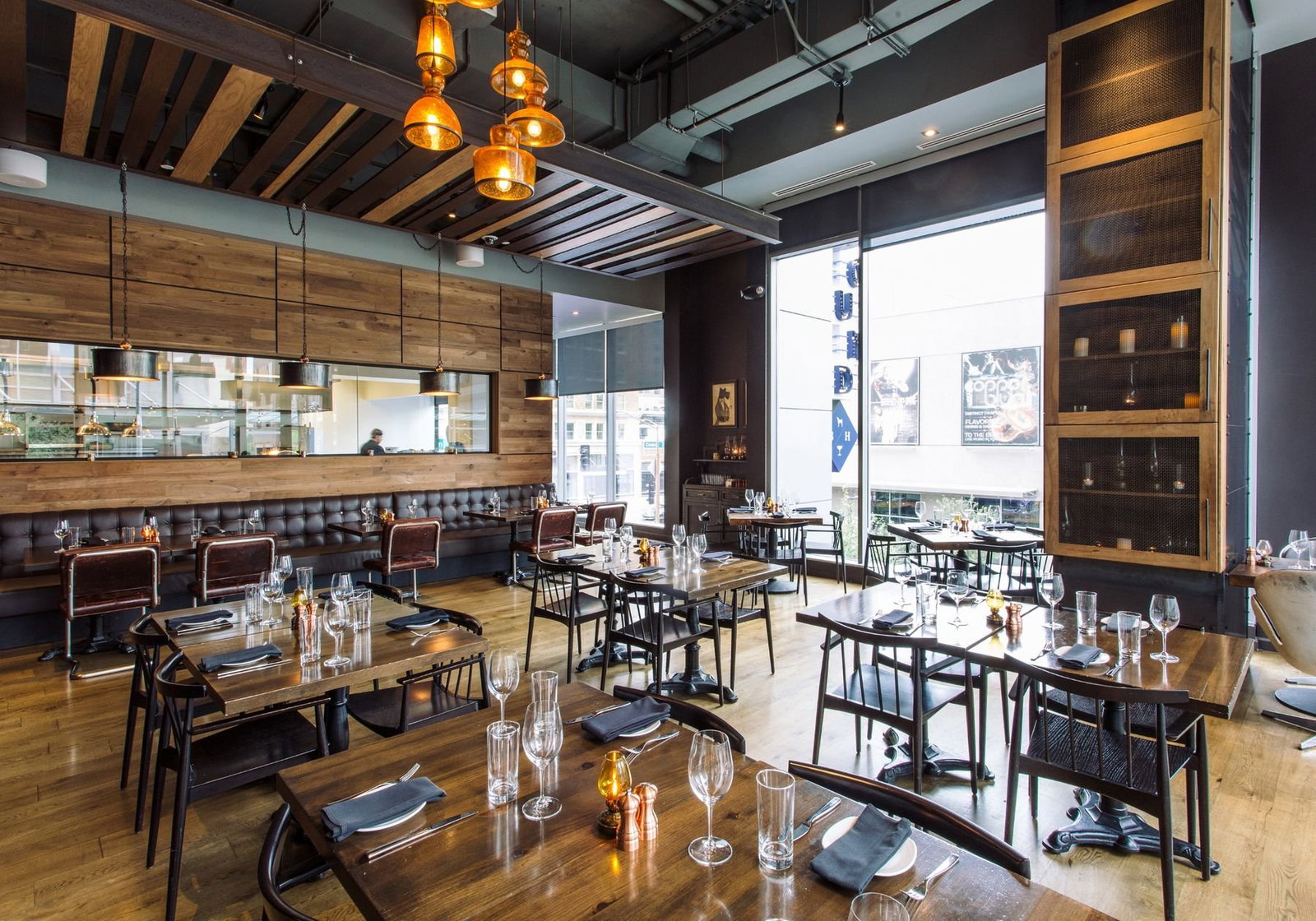 Blue Hound Kitchen & Cocktails, Phoenix, United States