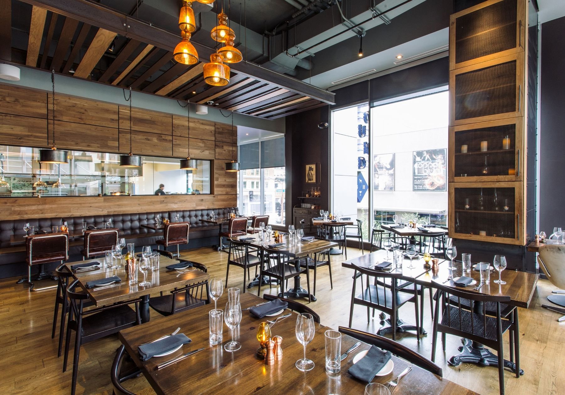 Blue Hound Kitchen & Cocktails, Restaurant in Phoenix