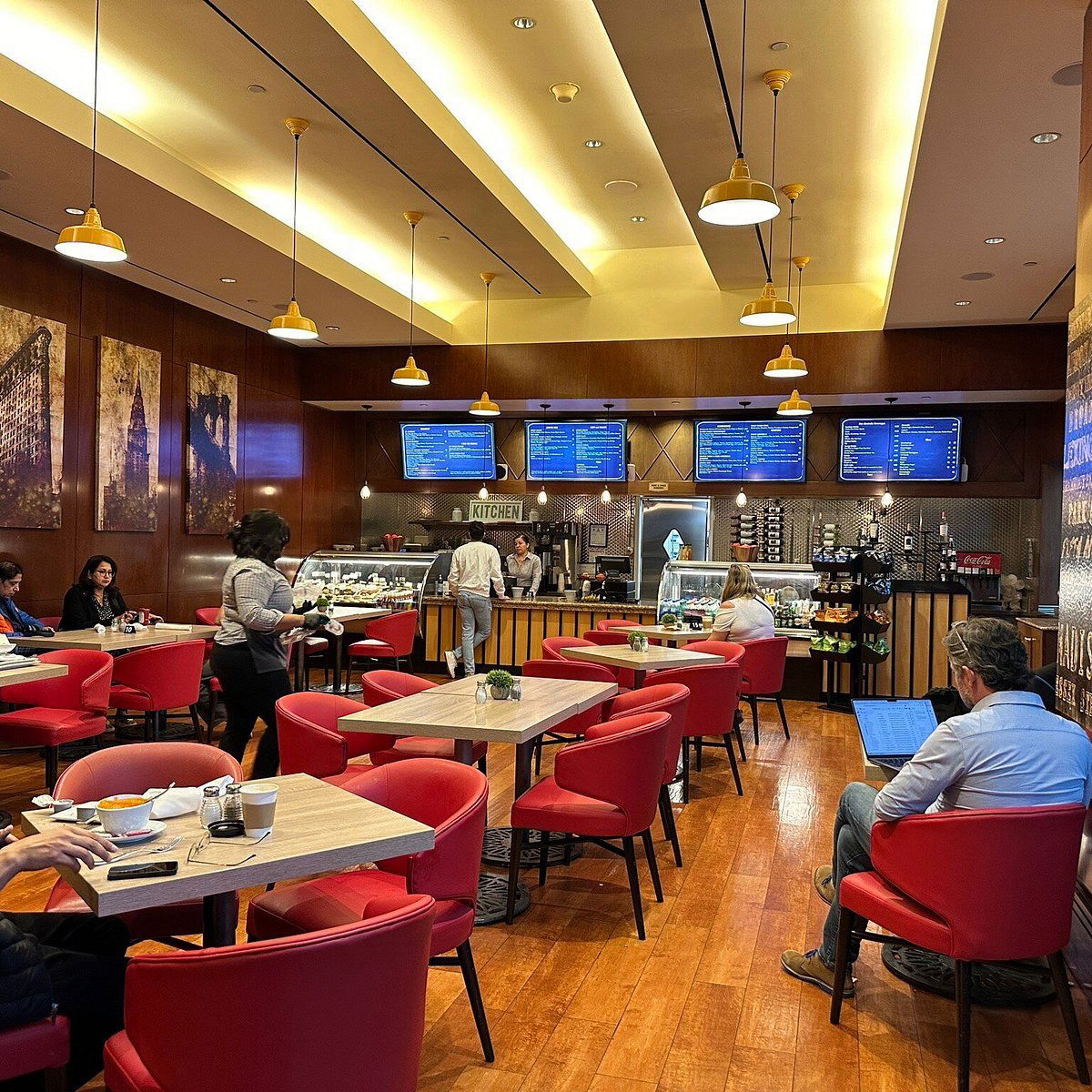 Delights, Restaurant in Paradise
