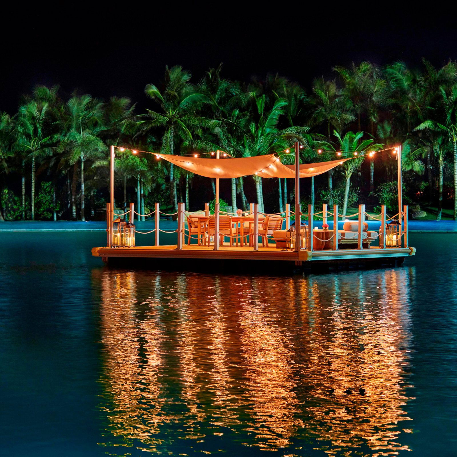 Xian Hai By The Sea 鲜海餐厅, Restaurant in Sanya
