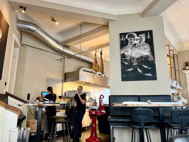 ENO Restaurant & Weinbar