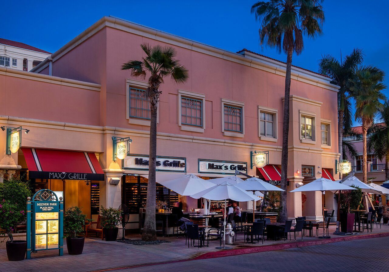 Max's Grille, Restaurant in Boca Raton