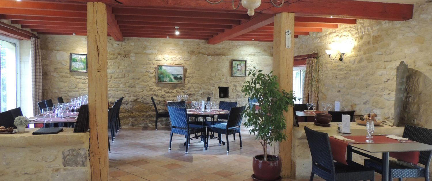 Les Prés Gaillardou restaurant in La Roque-Gageac, France