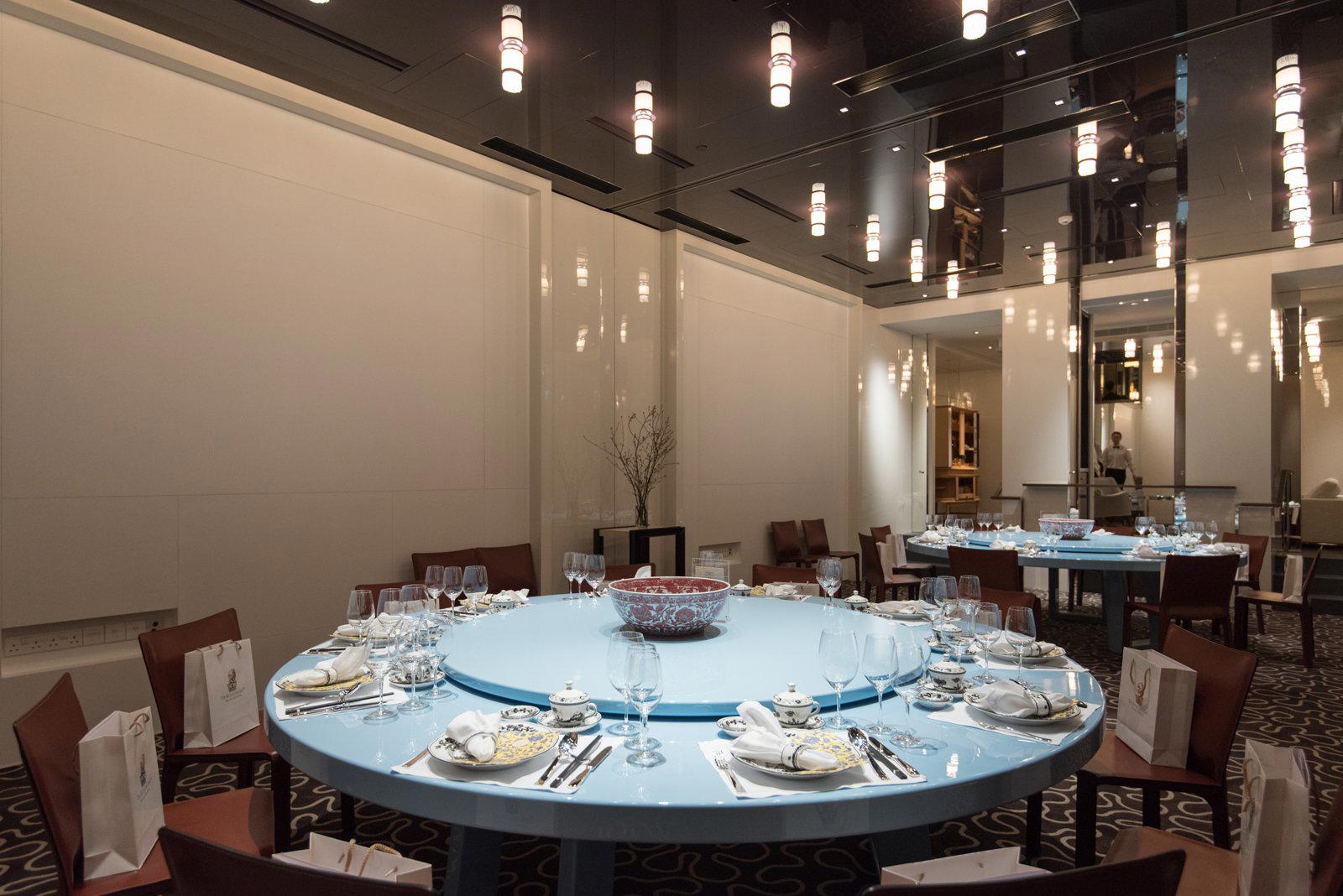 Summer Pavilion restaurant in Singapore
