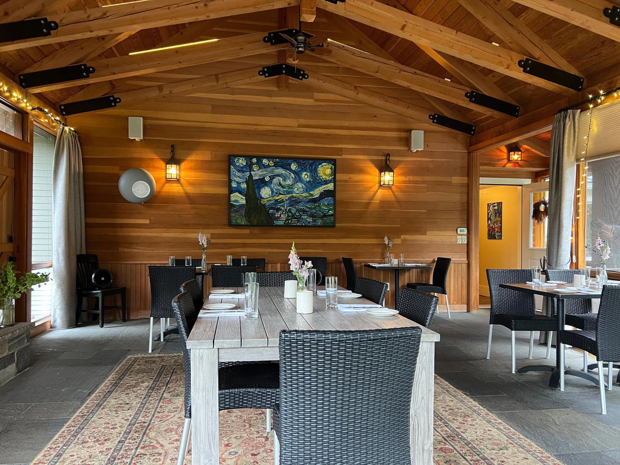 Starry Night Café restaurant in Ferrisburgh, United States